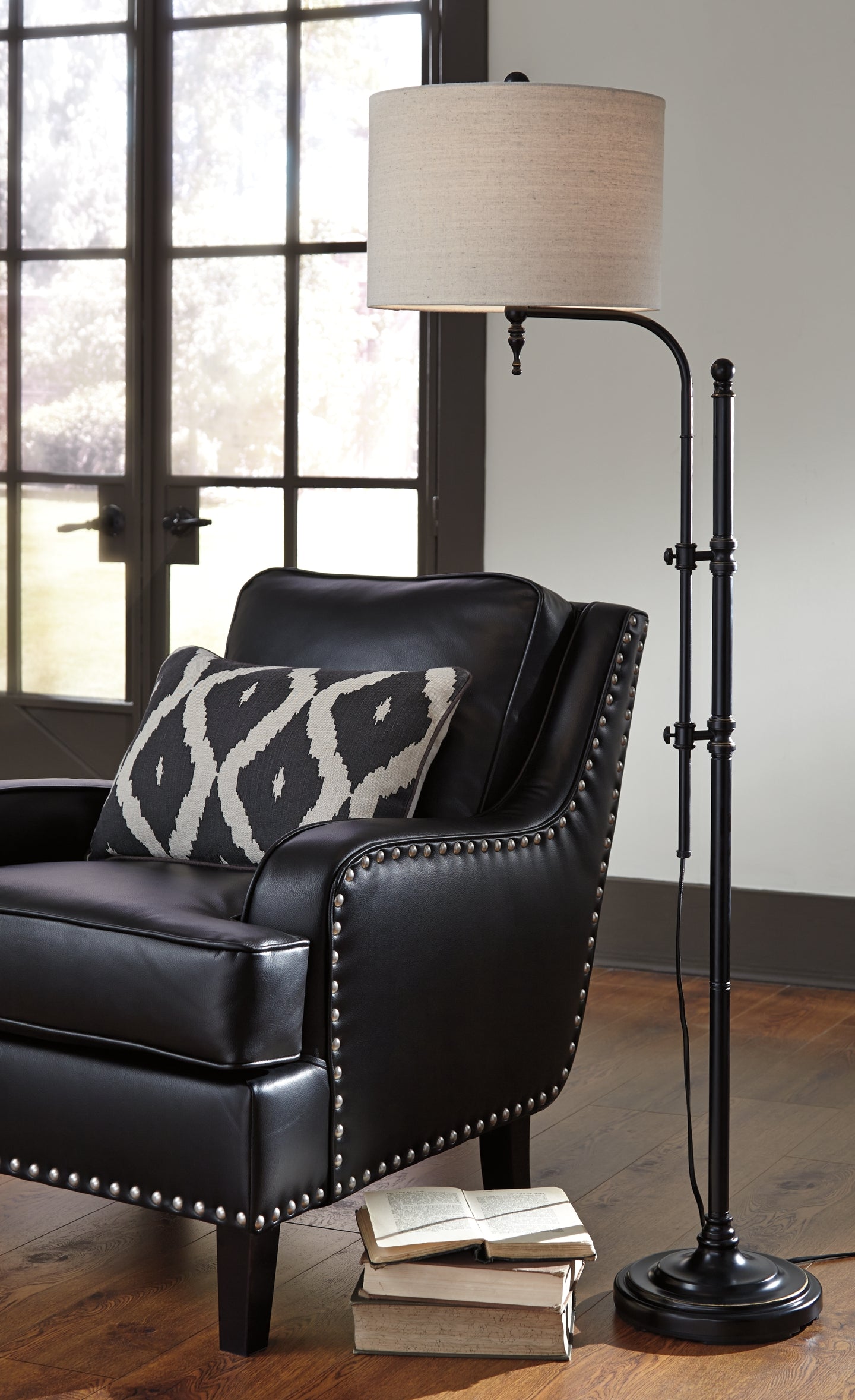 Ashley Express - Anemoon Metal Floor Lamp (1/CN)