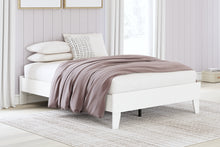 Load image into Gallery viewer, Ashley Express - Hallityn Full Platform Bed with Dresser and 2 Nightstands
