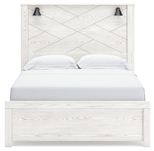 Load image into Gallery viewer, Gerridan Queen Panel Bed with 2 Nightstands
