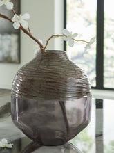 Load image into Gallery viewer, Ashley Express - Harpwick Vase
